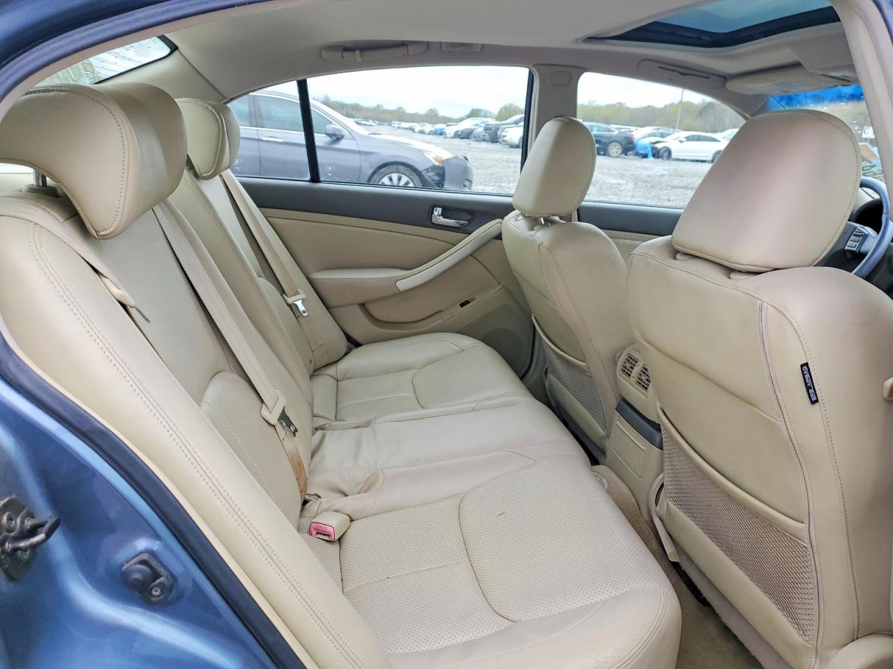 2005 Infiniti G35 Base