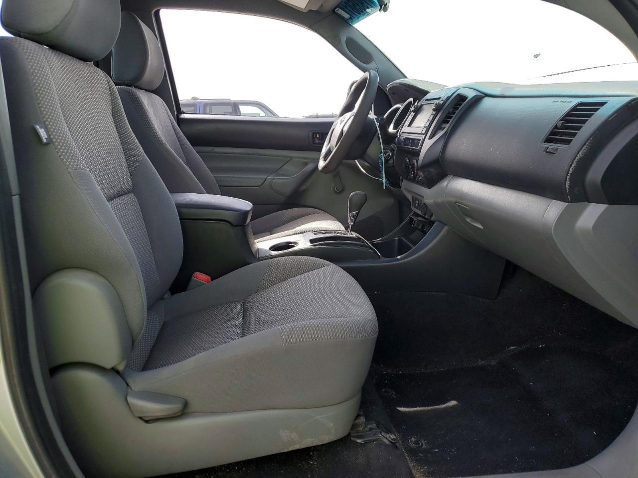 2013 Toyota Tacoma Base