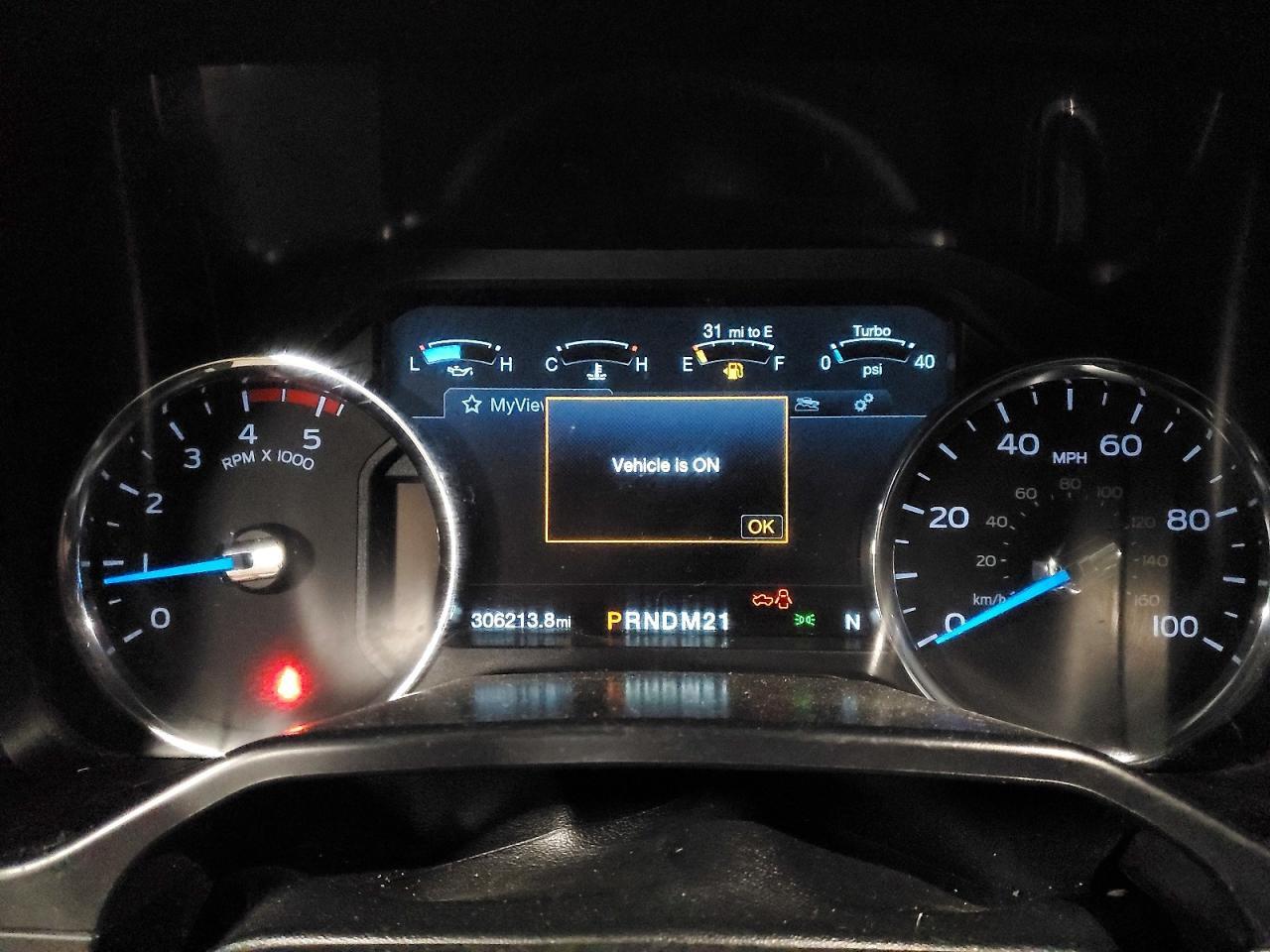 2017 Ford F350 Super Duty Utility / Service Truck