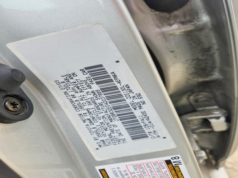 2004 Toyota Corolla le