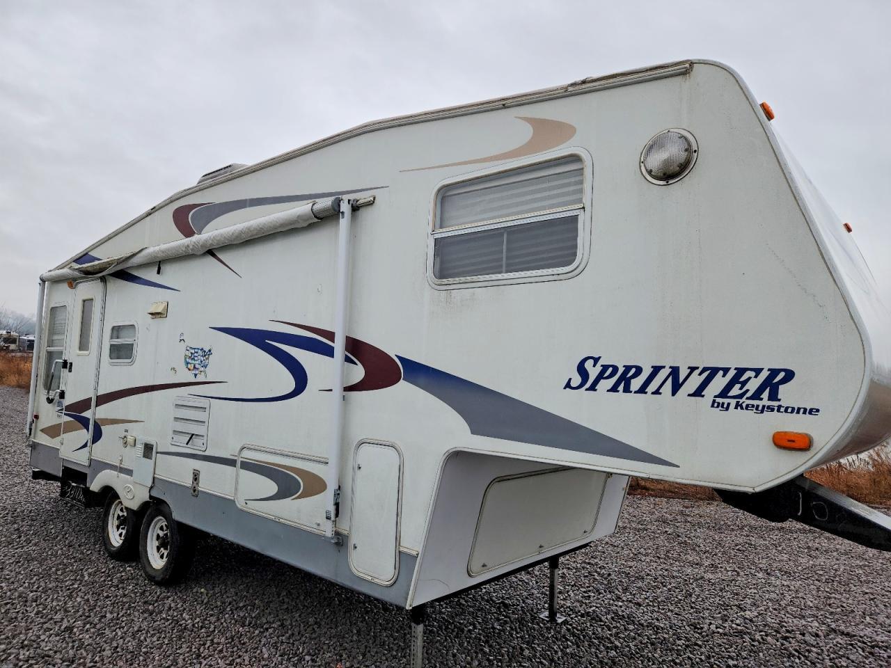 2004 Keystone 2004 Keystone Sprinter Camper