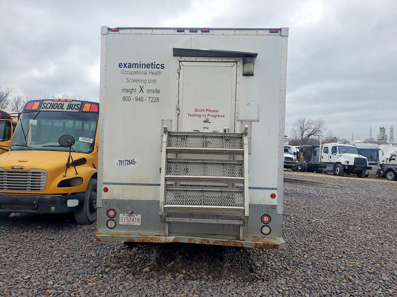 2016 Peterbilt 325 BOX Truck