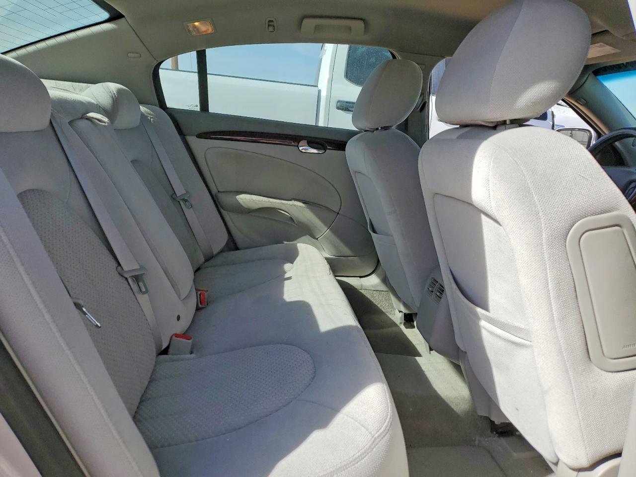 2011 Buick Lucerne cx