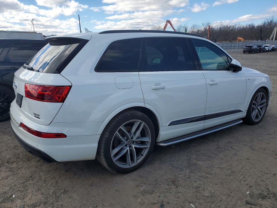 2018 Audi Q7 Prestige