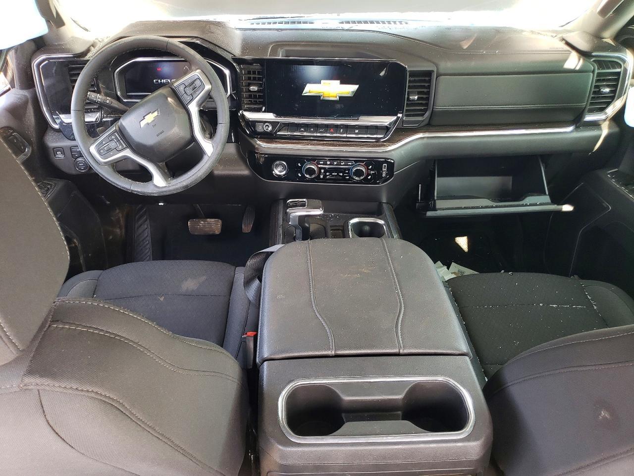 2024 Chevrolet Silverado K1500 LT
