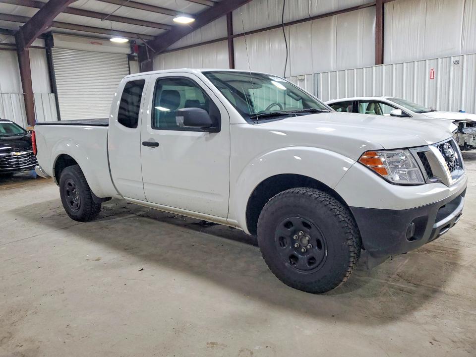2015 Nissan Frontier S