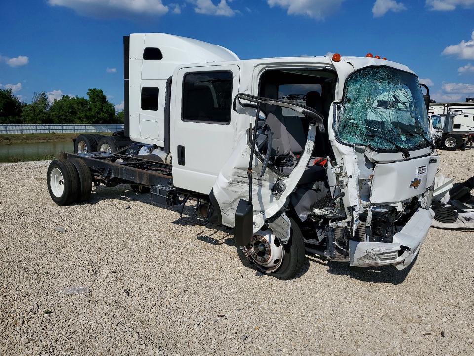 2021 Chev 4500