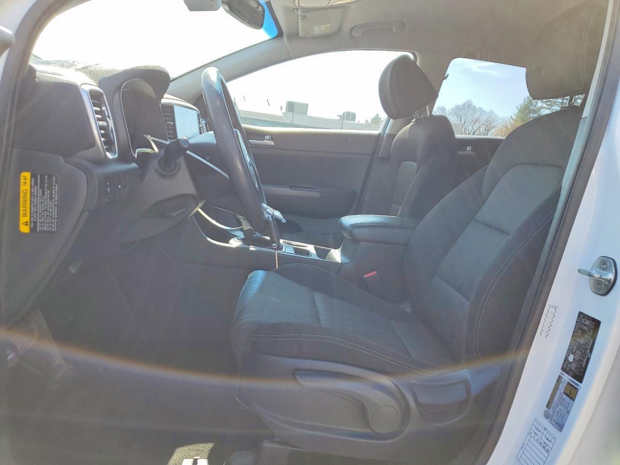 2021 KIA Sportage lx