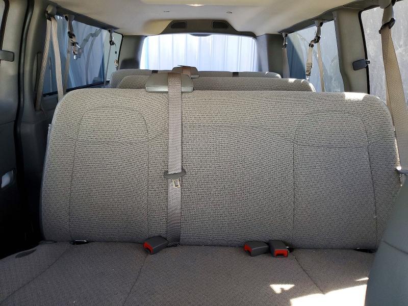 2025 GMC Savana G3500 LT