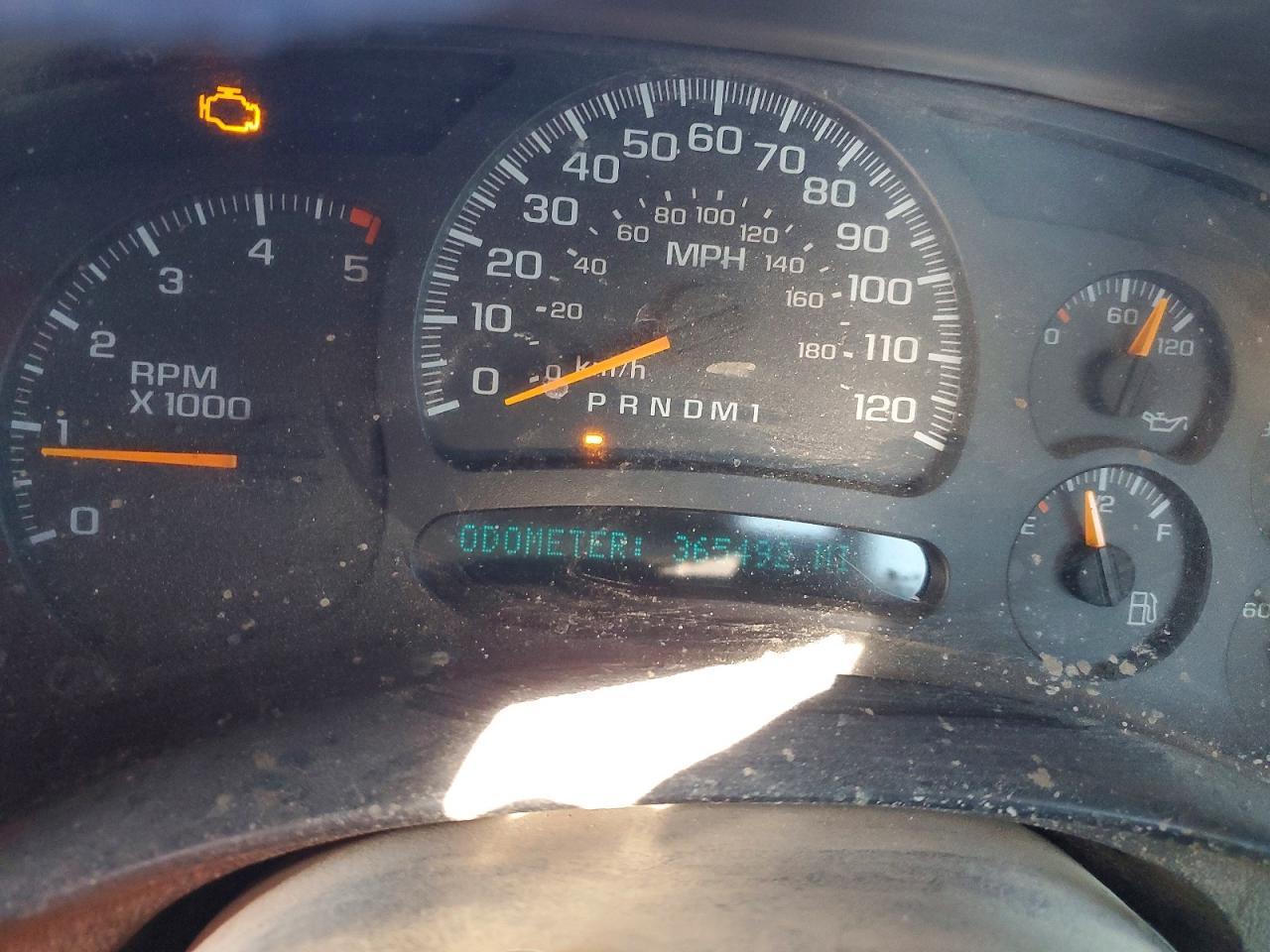 2007 Chev Rolet Silverado Flatbed Truck