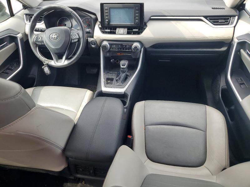 2019 Toyota Rav4 xle Premium