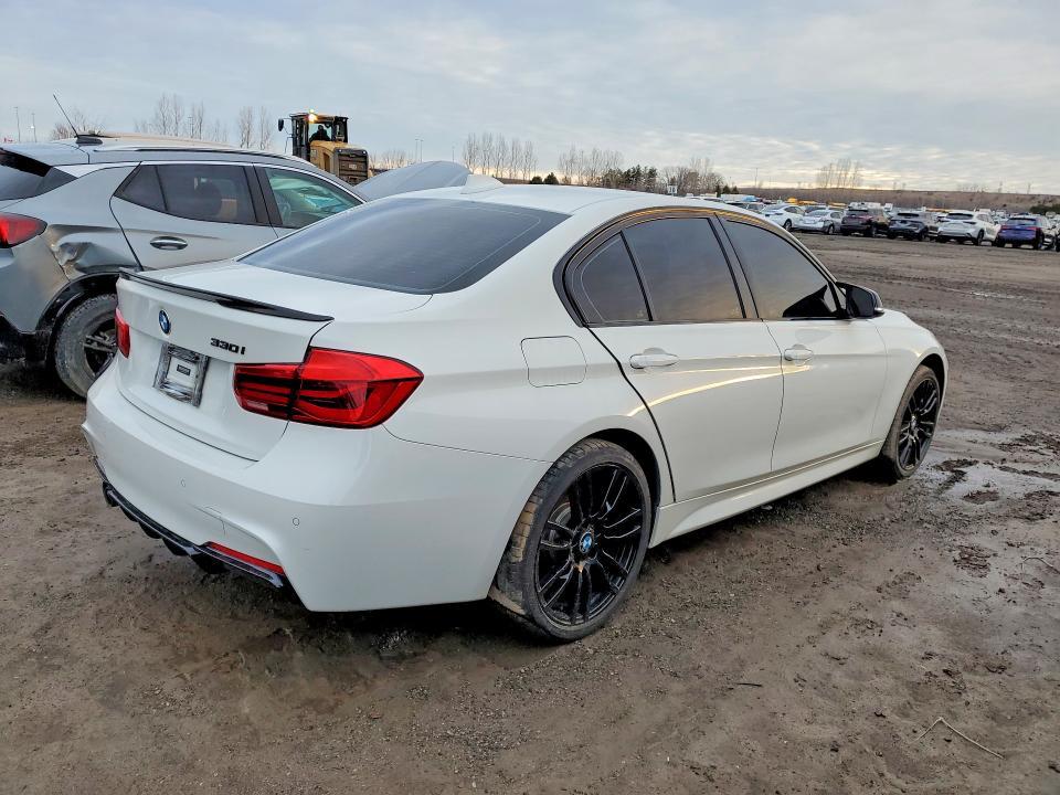 2018 BMW 330 xi