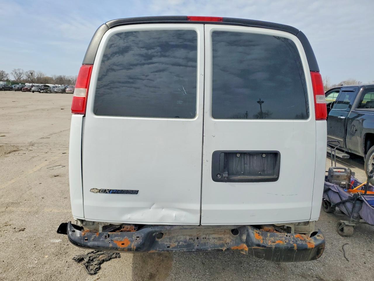 2018 Chevrolet Express G2500