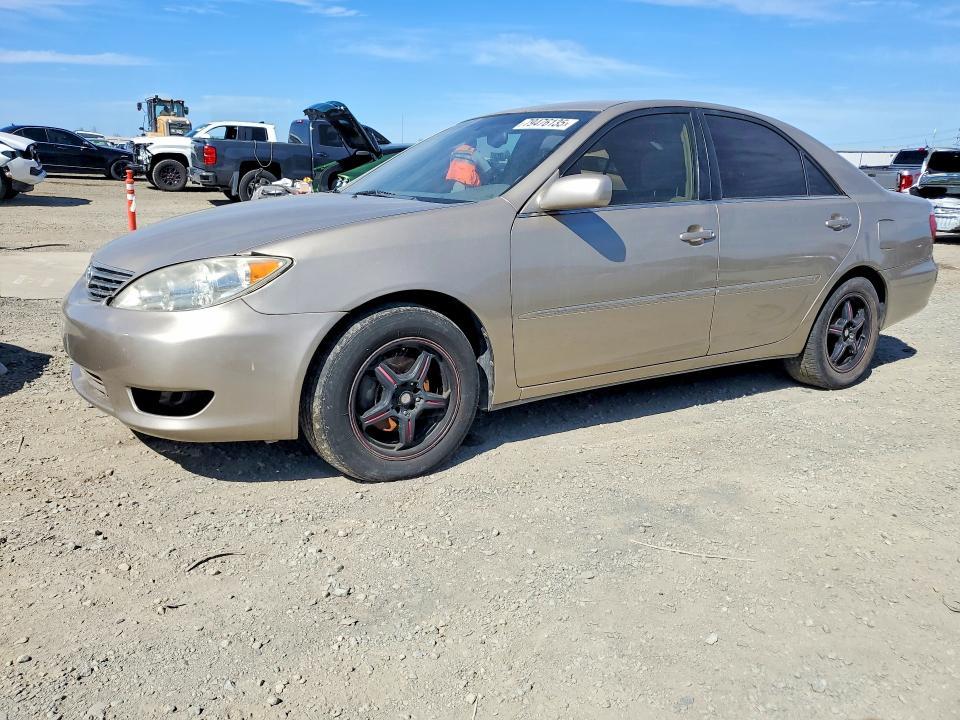 2005 Toyota Camry xle