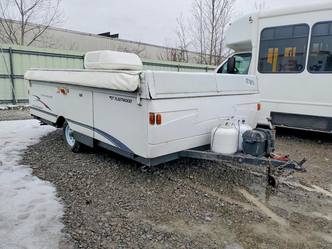 2005 Fleetwood Allegiance