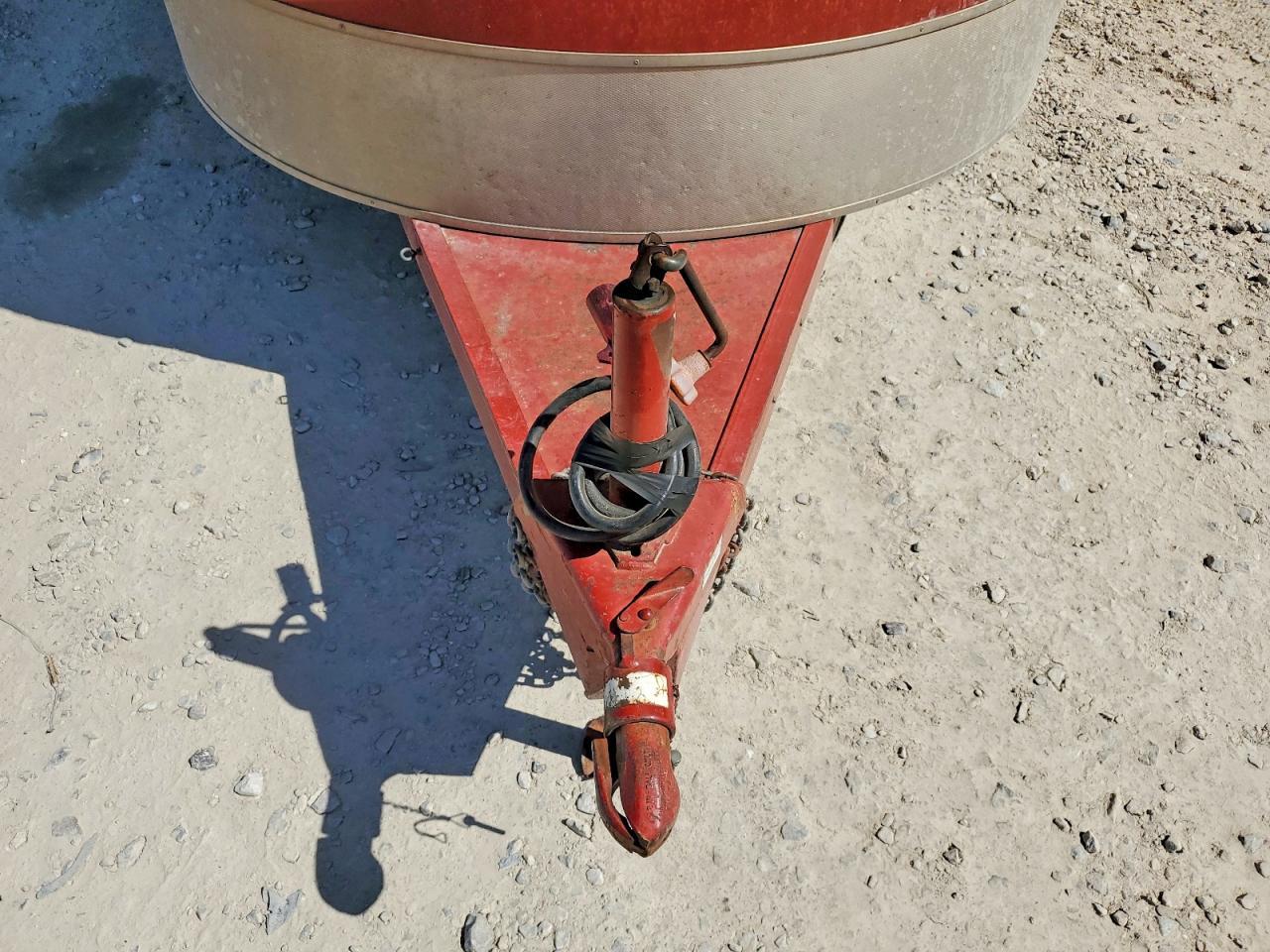 1995 Sutt 1995 Horse Trailer
