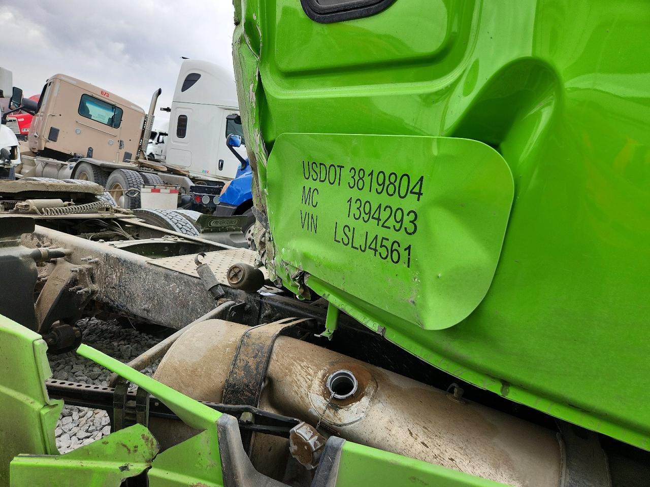 2020 Freightliner Cascadia 126