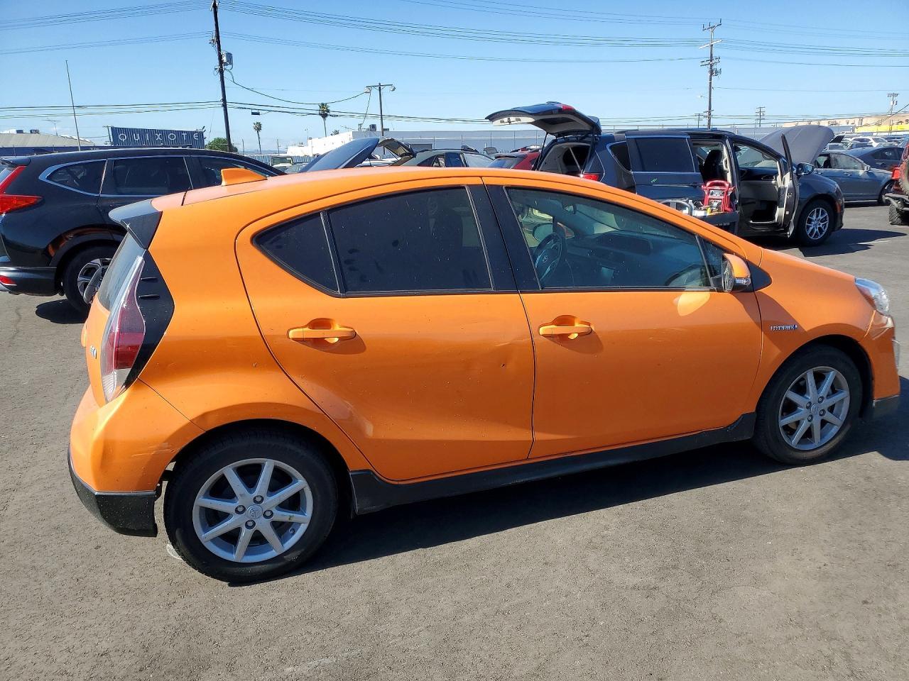 2017 Toyota Prius c one