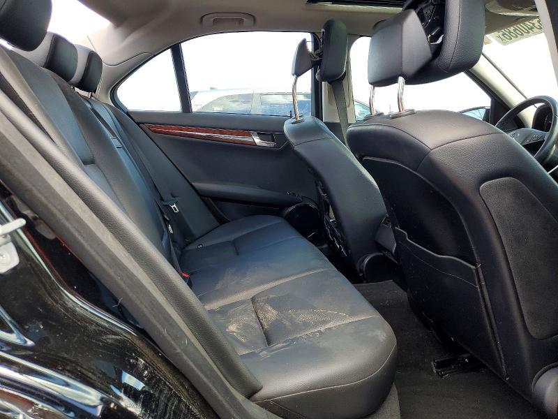 2011 Mercedes-Benz C300