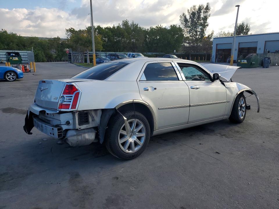 2010 Chrysler 300 Touring