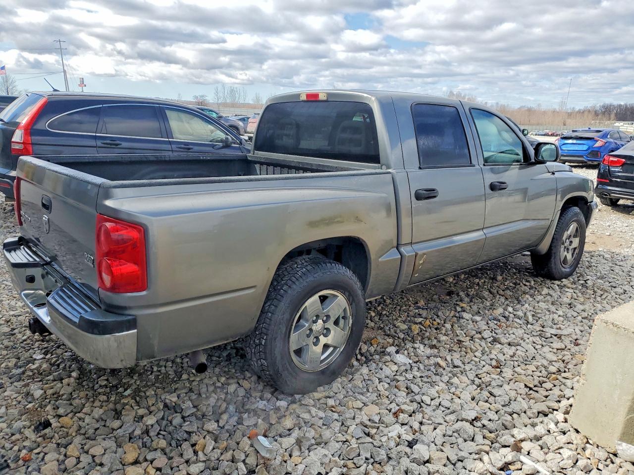 2006 Dodge Dakota Quad SLT