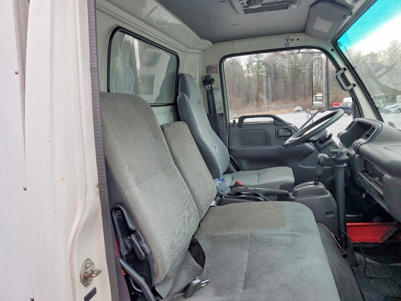 2005 Chev Tilt Master W5S042