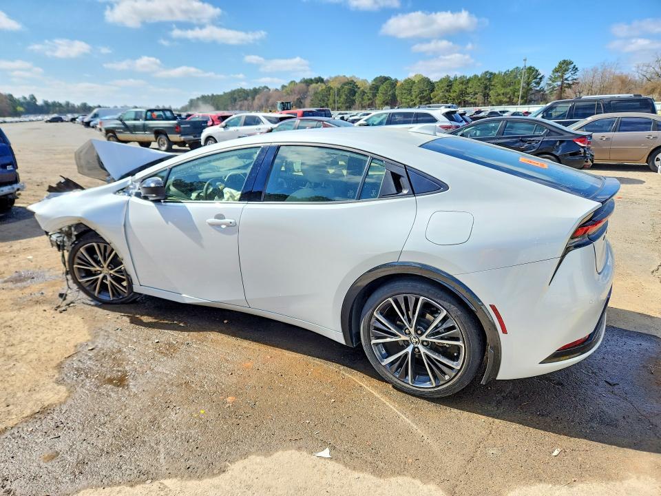 2023 Toyota Prius xle