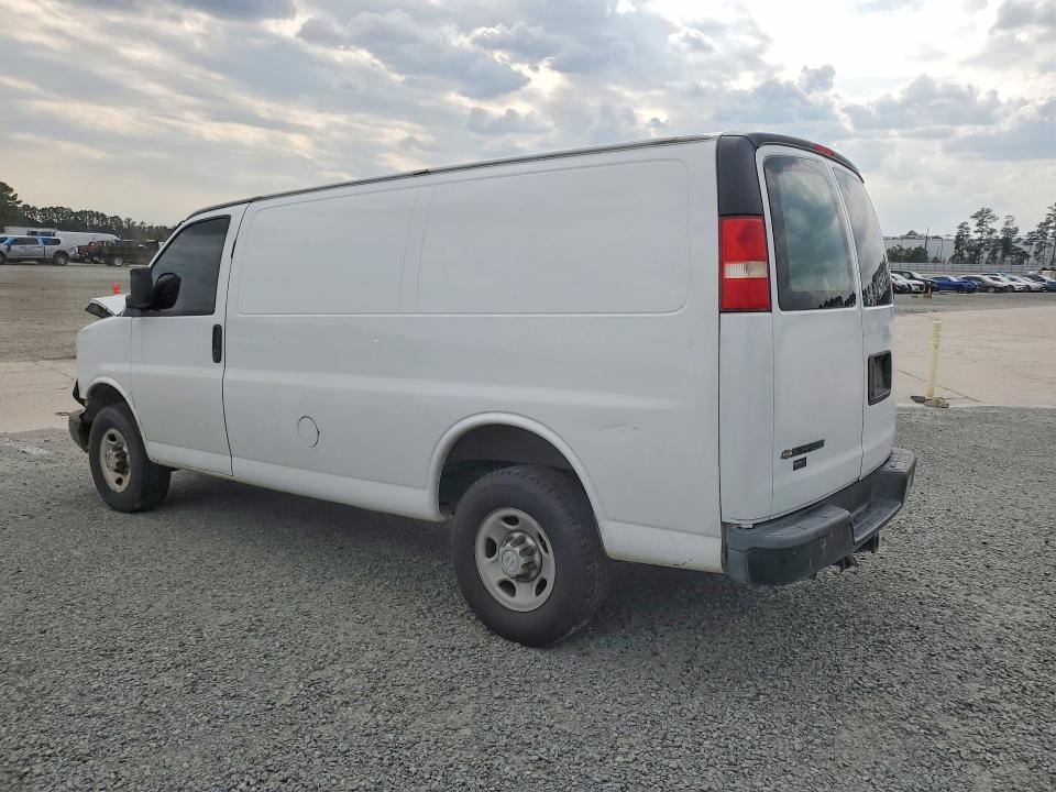 2016 Chevrolet Express G2500