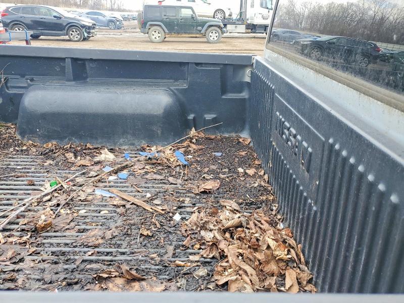 2004 Nissan Frontier XE-V6 Desert Runner