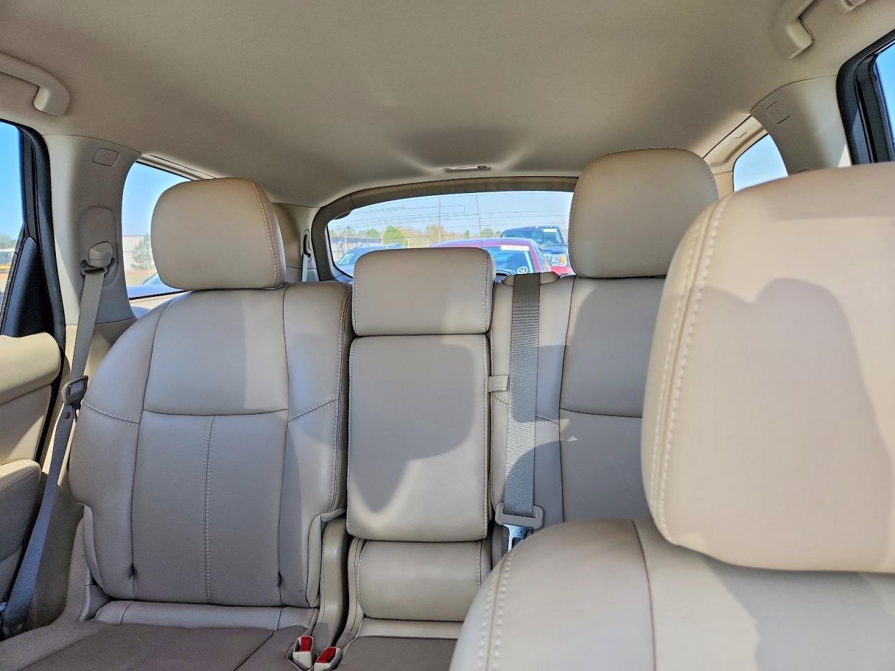 2015 Nissan Pathfinder sl