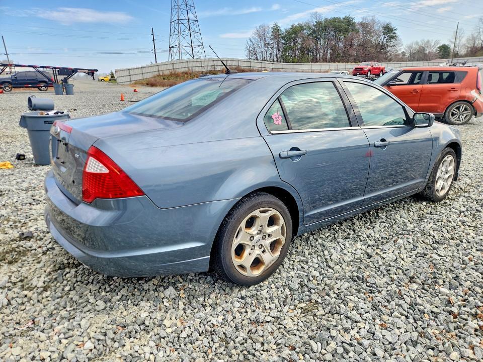 2011 Ford Fusion se