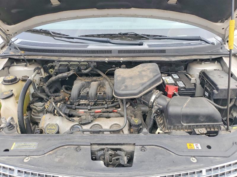 2009 Lincoln Townhouse MKX