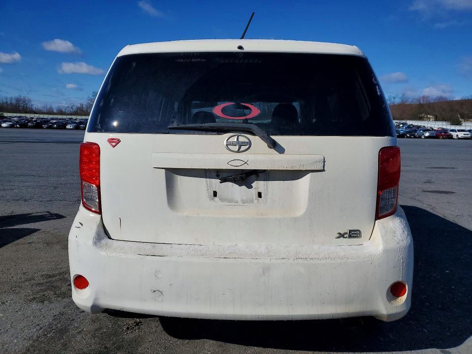 2011 Scion XB