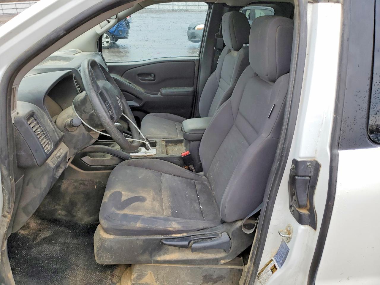 2024 Nissan Frontier S