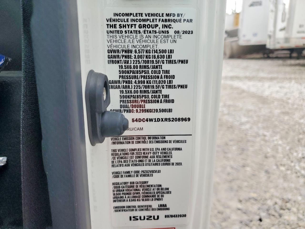 2024 Isuzu NPR HD BOX Truck