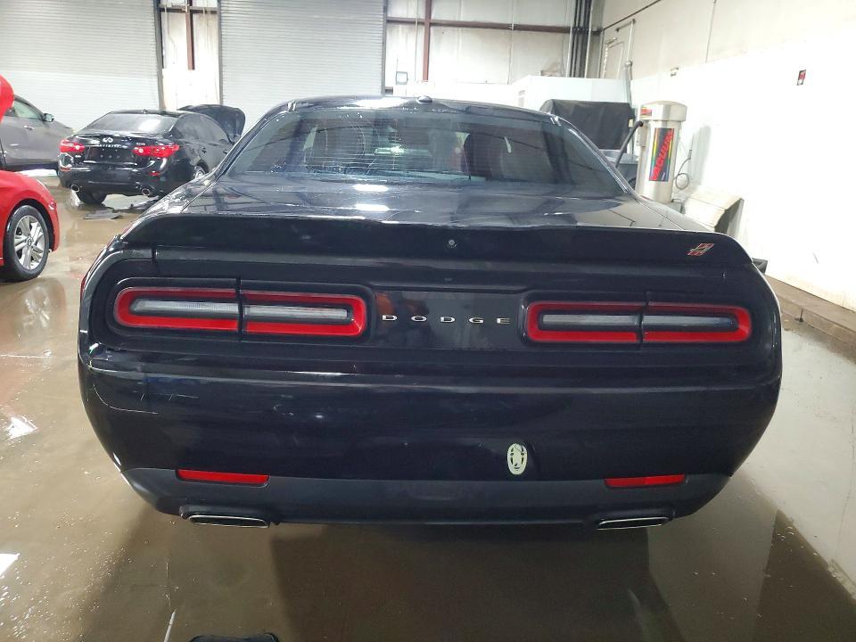 2020 Dodge Challenger sxt
