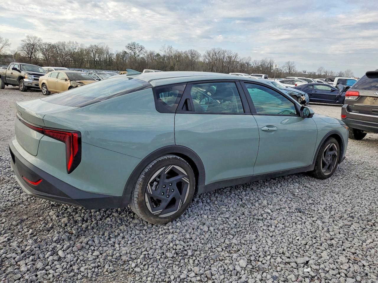 2025 KIA K4 ex