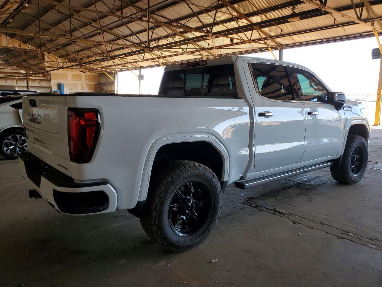 2024 GMC Sierra K1500 Denali