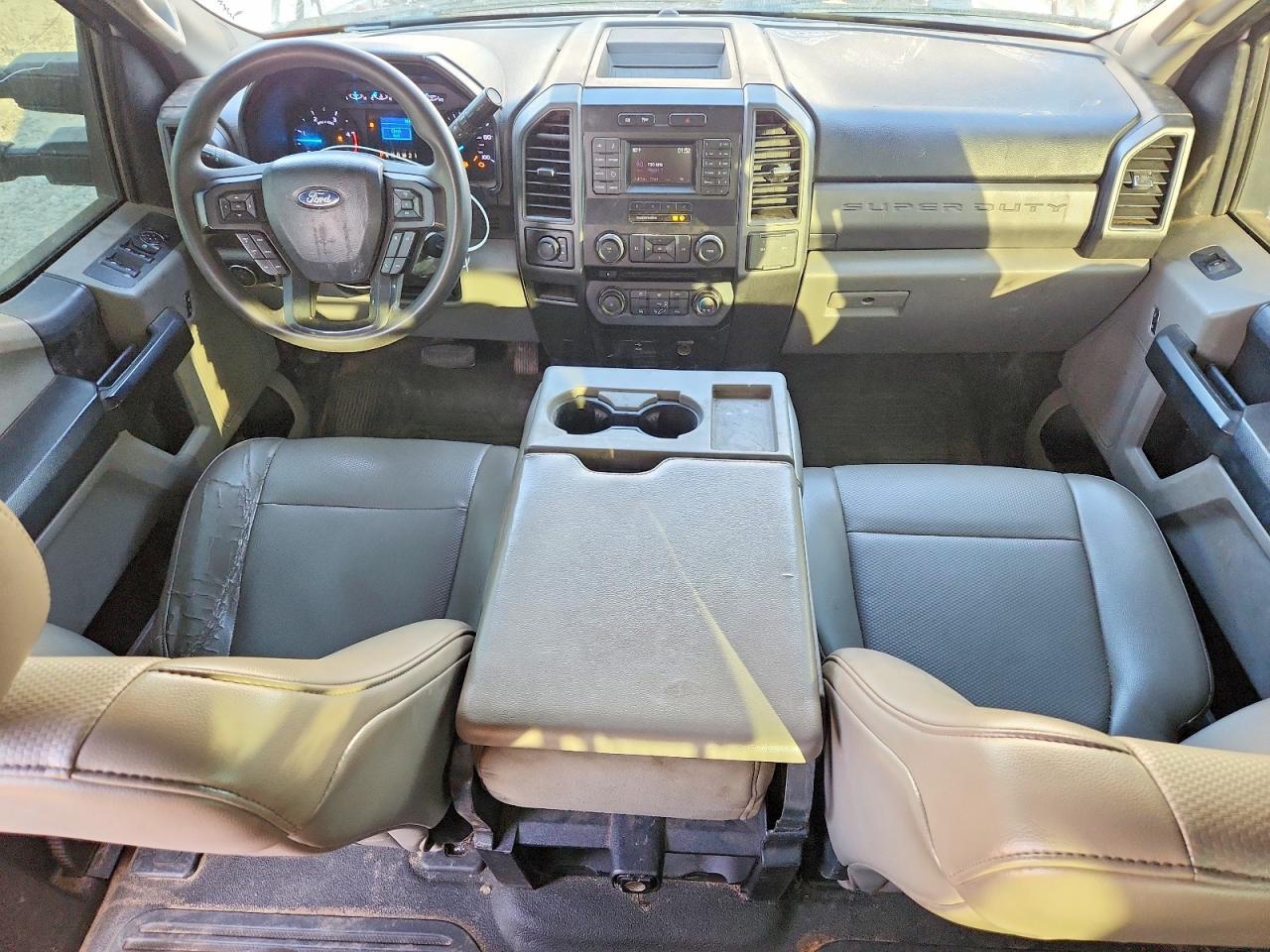 2018 Ford F250 Flatbed Truck