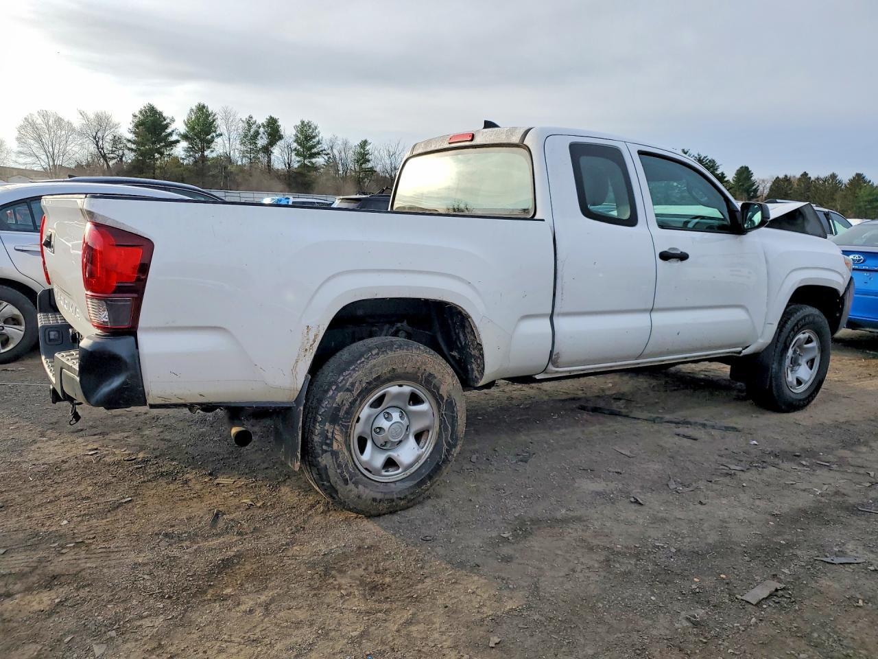 2018 Toyota Tacoma SR