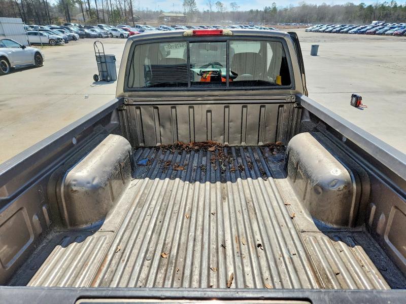 2003 Nissan Frontier Standard