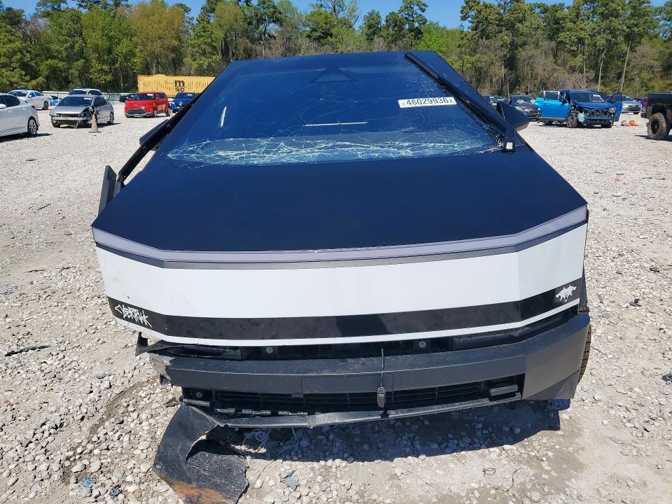 2024 Tesla Cybertruck