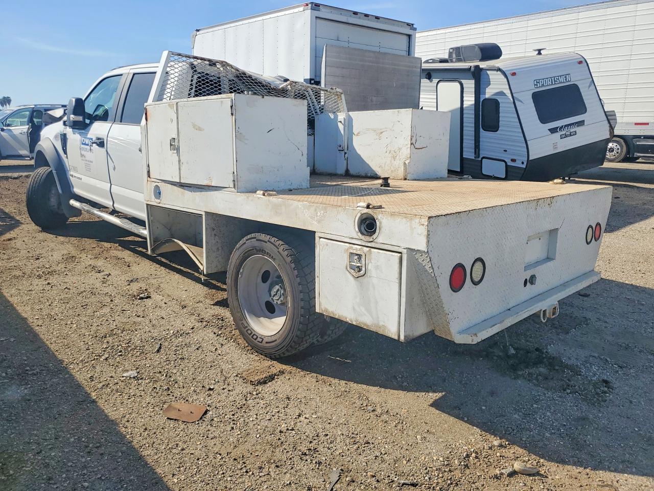 2022 Ford F550 Super Duty Flatbed Truck