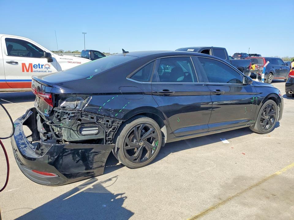 2025 Volkswagen Jetta se