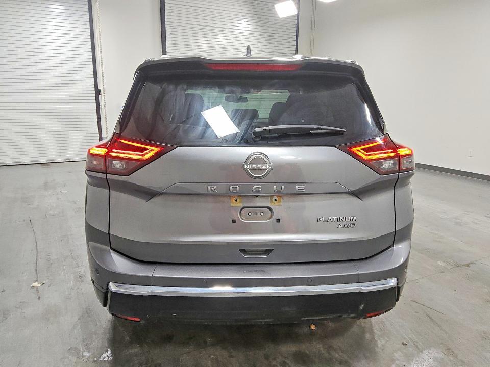 2024 Nissan Rogue Platinum