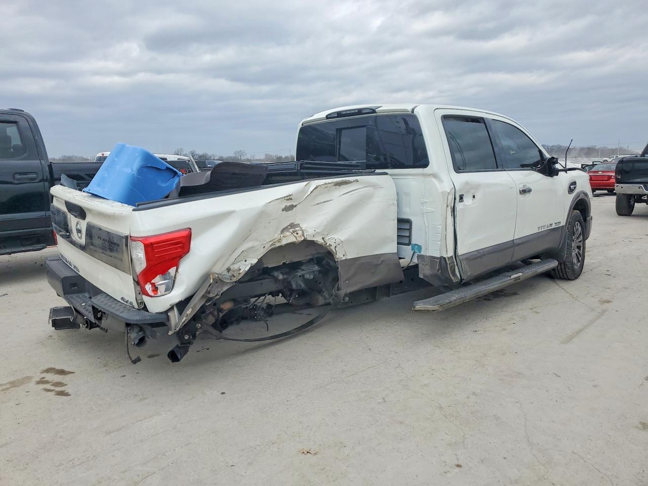 2018 Nissan Titan XD Platinum Reserve