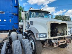 Salvage trucks for sale at Mercedes, TX auction: 2013 Mack 700 GU700