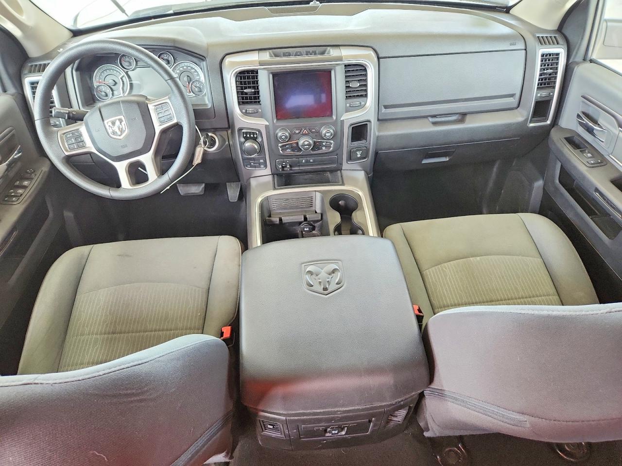 2022 Dodge RAM 1500 Classic SLT