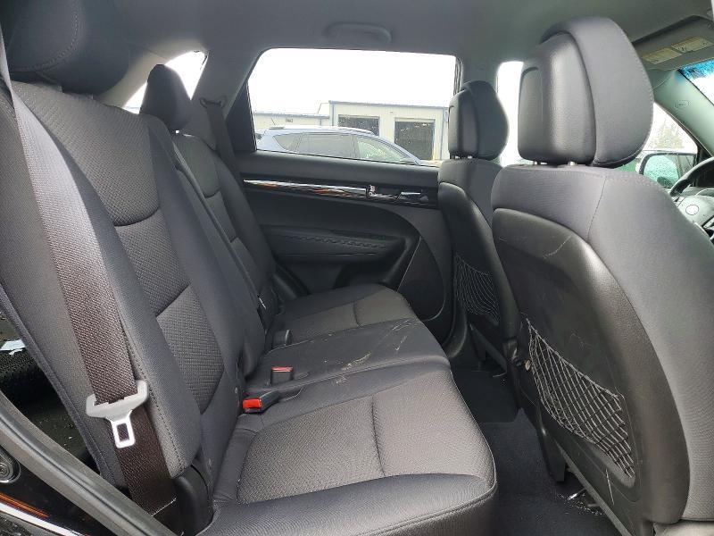 2011 KIA Sorento lx