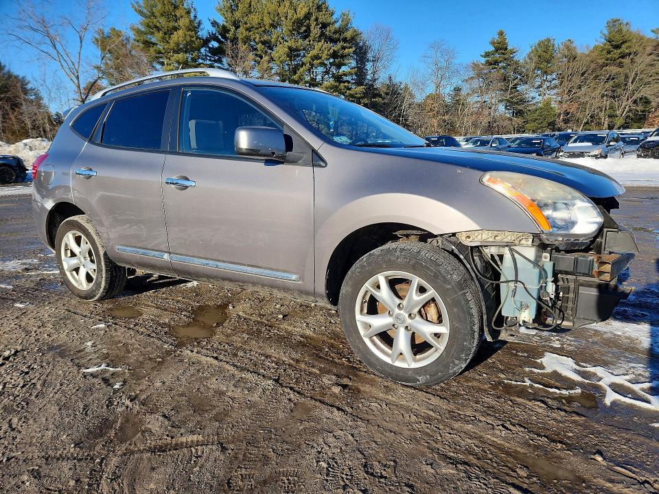 2011 Nissan Rogue s